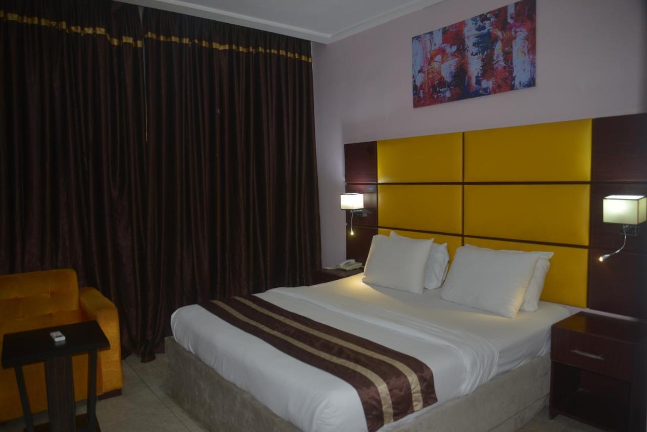 De Santos Hotel Agege Kültér fotó