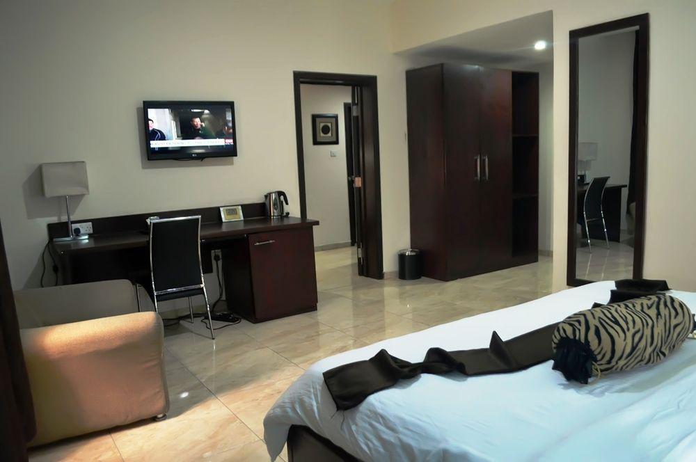 De Santos Hotel Agege Kültér fotó