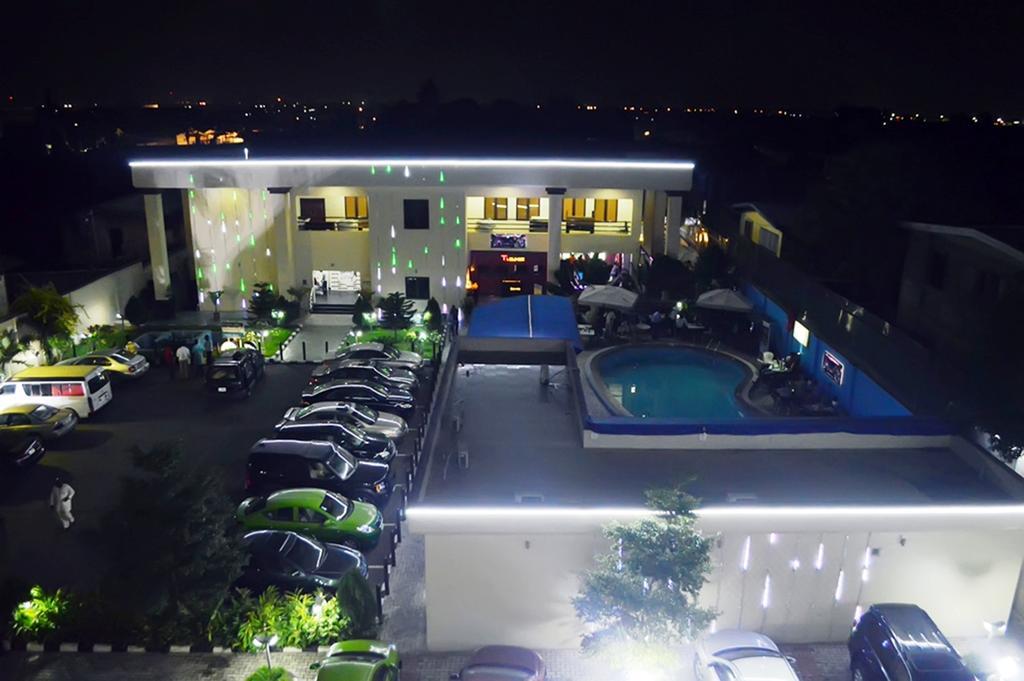 De Santos Hotel Agege Kültér fotó