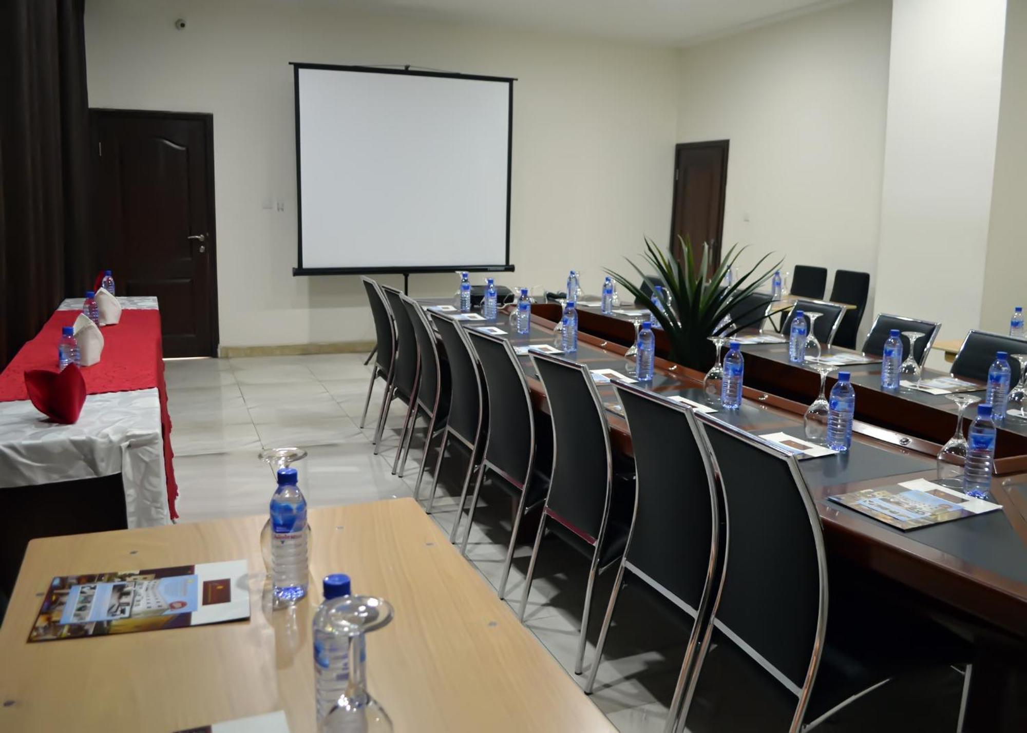 De Santos Hotel Agege Kültér fotó