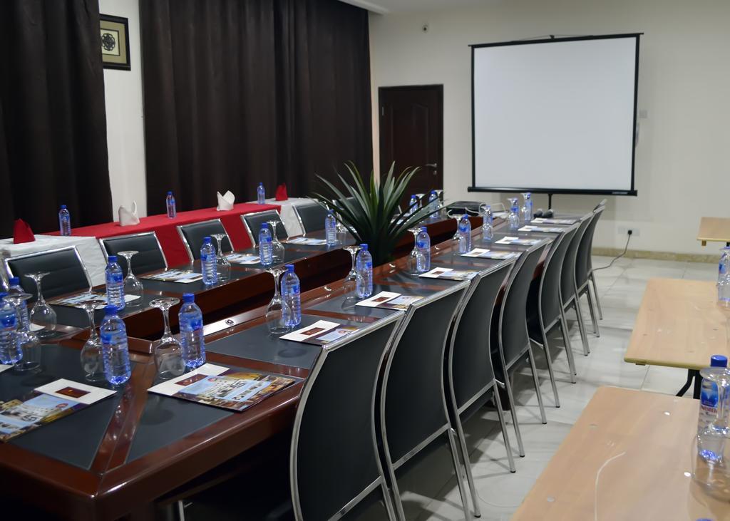 De Santos Hotel Agege Kültér fotó