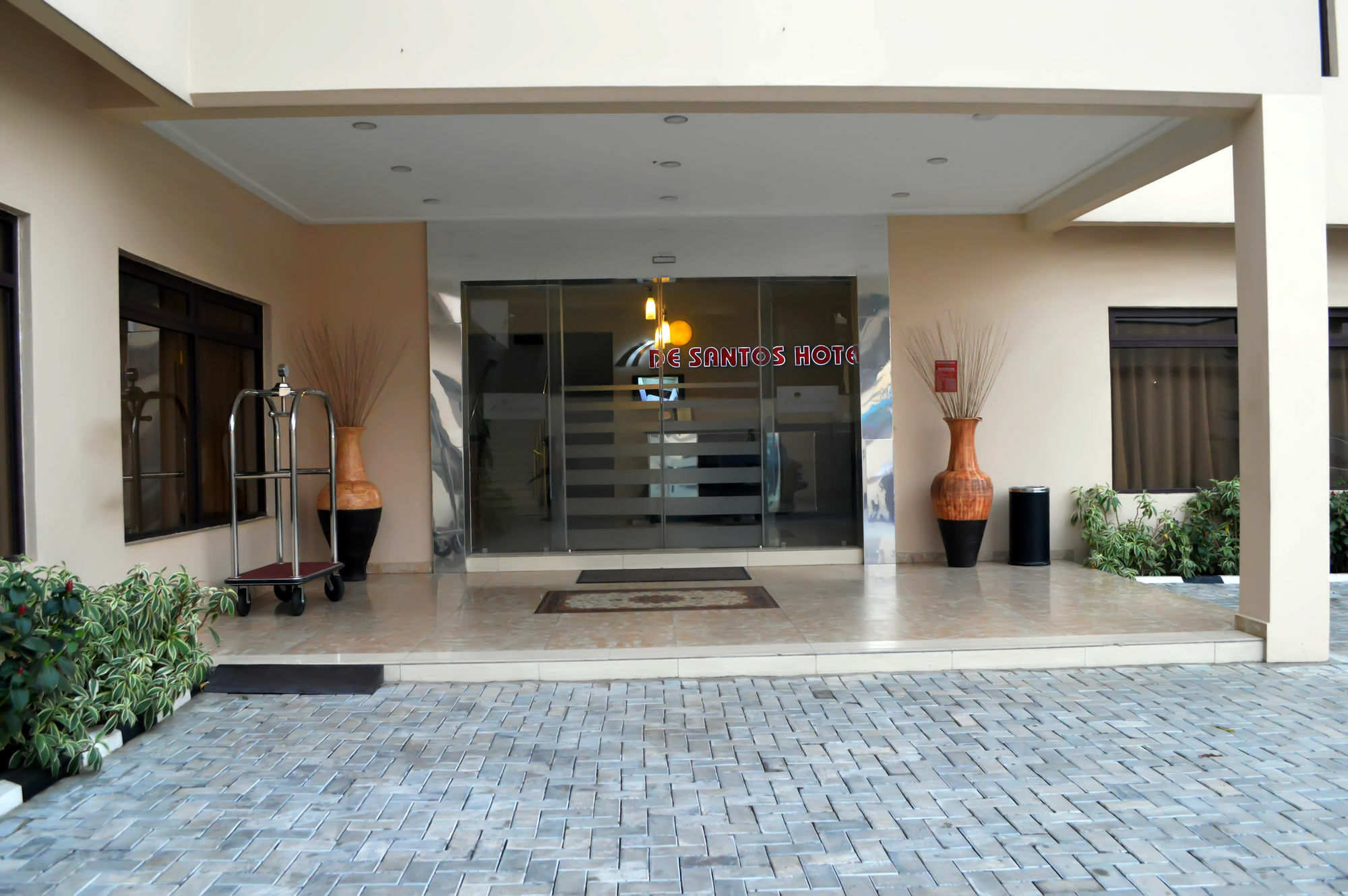 De Santos Hotel Agege Kültér fotó